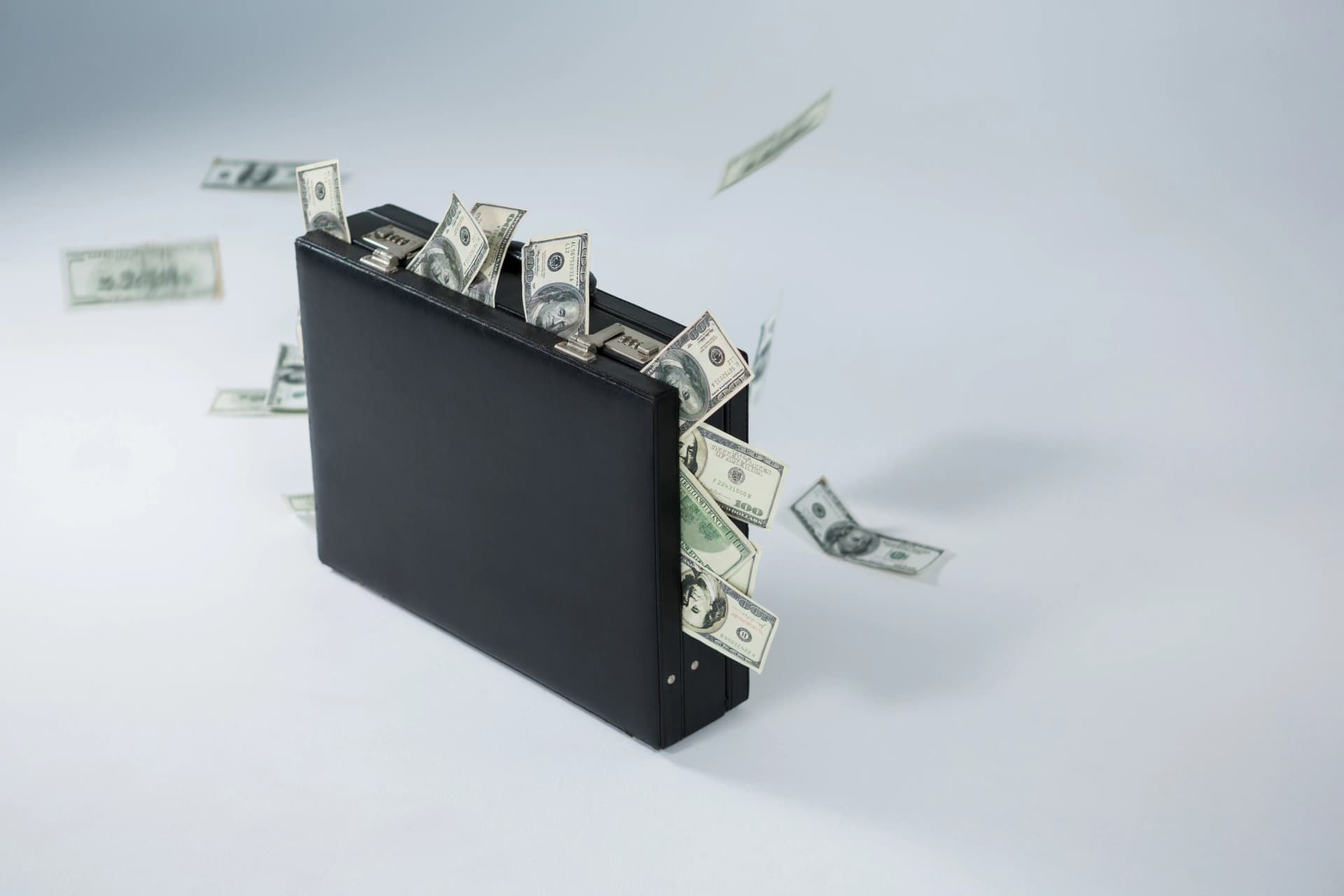 은닉재산 회수 및 집행 과정 리스크